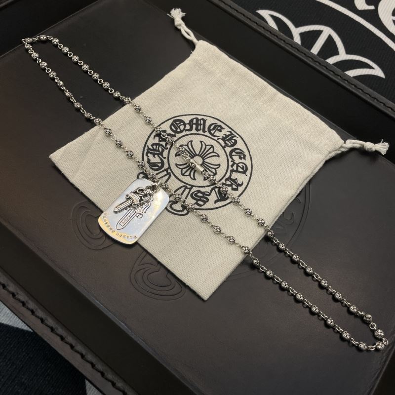 Ch*0me He**ts necklaces